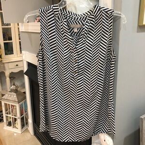 Banana Republic Sleeveless Navy Chevron Herringbone Tank Blouse Shirt Top